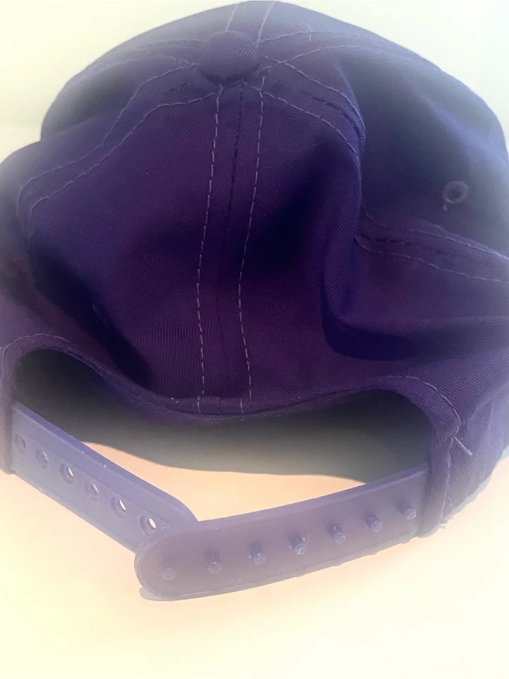 Rare Vintage 1993 RED GROOMS Ruckus Taxi Cab Purple Hat- NYC Exhibition - New
